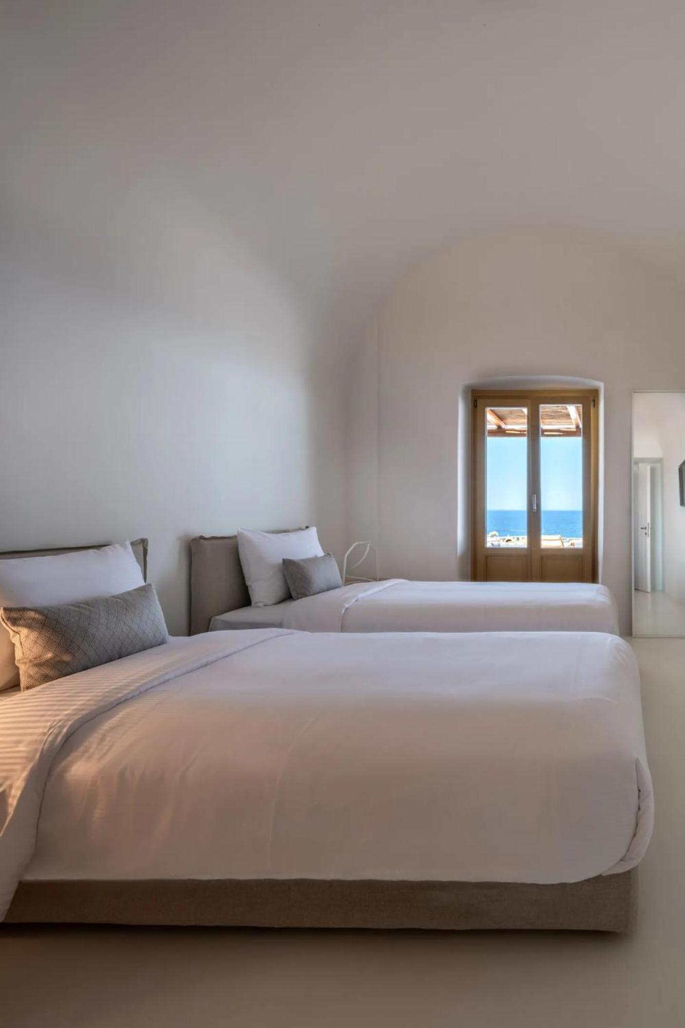 Colombos Beachfront Foinikiá 客房 照片